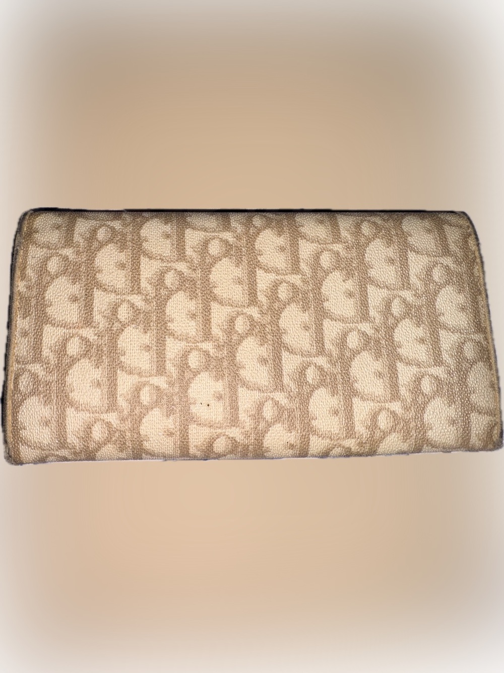 Dior Beige Monogram Clutch with Bow and 'D' Charm - Picture 4 of 12
